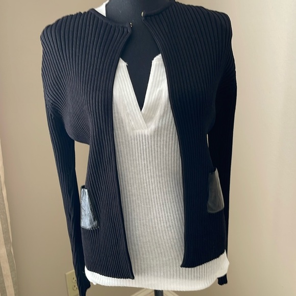 Black sweater by Worth size medium - Picture 1 of 5